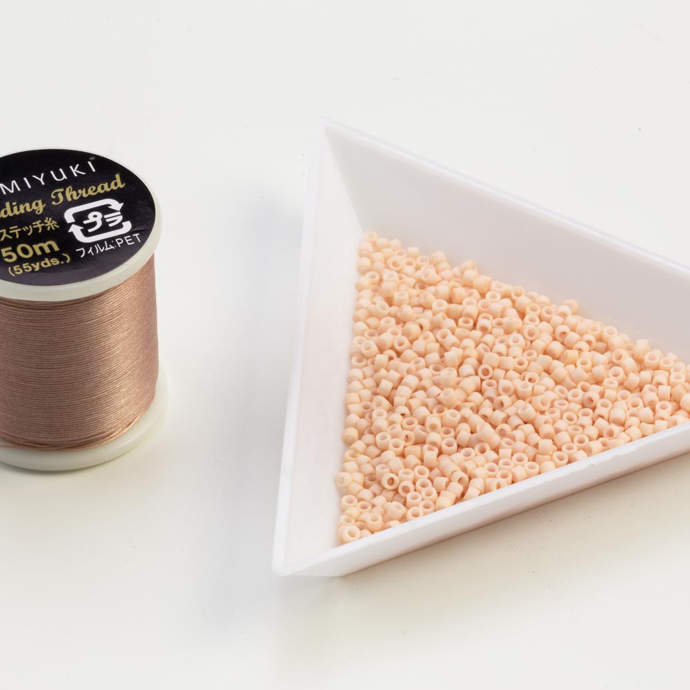 Perles Miyuki Delica (11/0) Light Rose Matted (2.8 grammes)