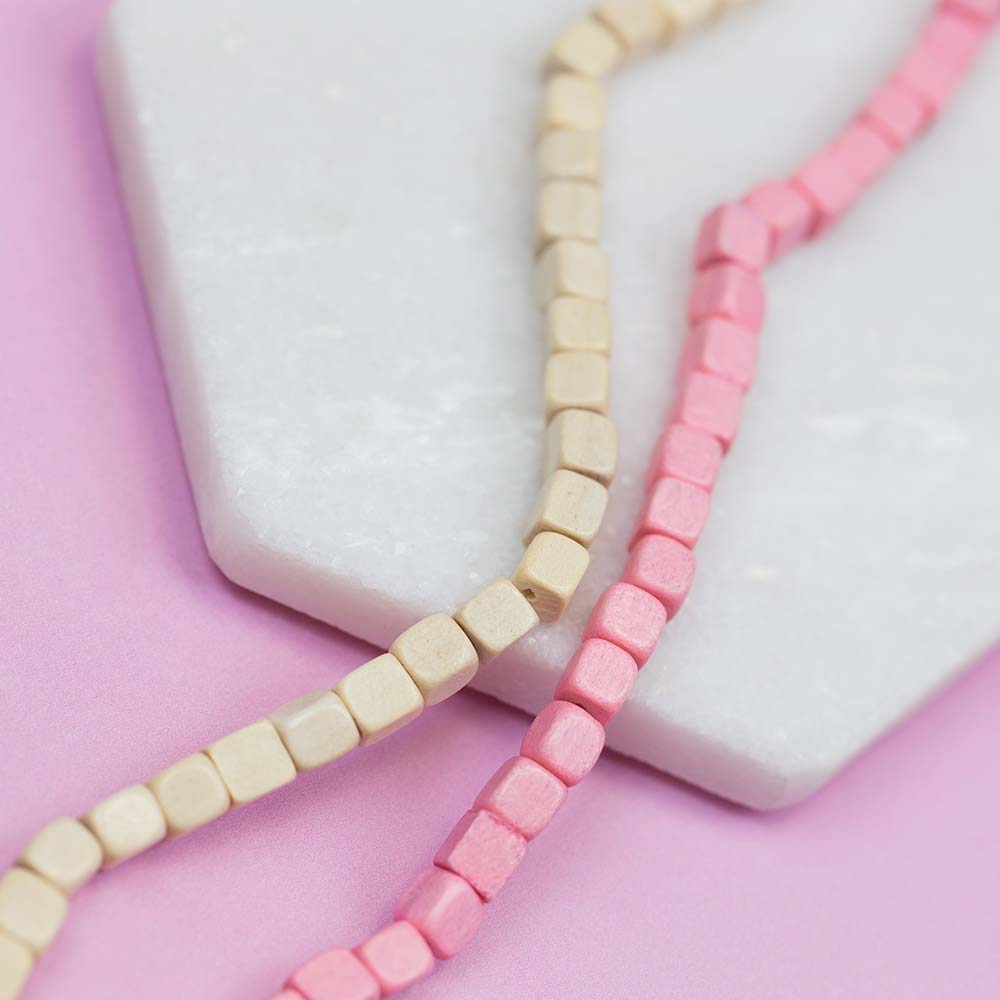 Perles en Bois Look Vintage Cube (6.5 x 6 mm) Candy Pink (63 pièces)